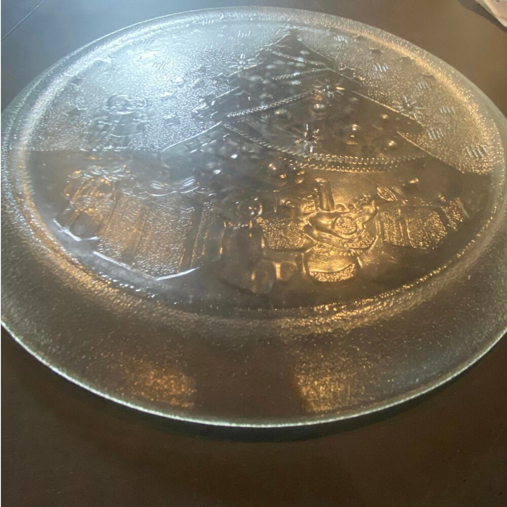 Holiday Clear Glass 13" Platter Embossed Christmas Tree & Presents –Serving Tray - Picture 4 of 4